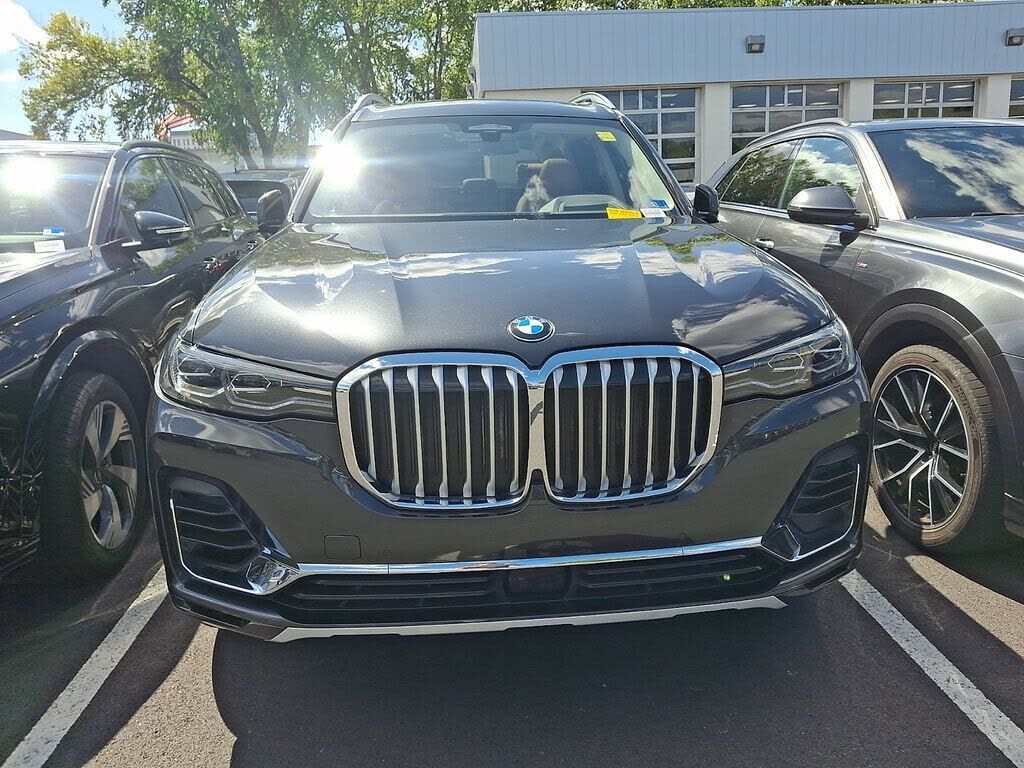 2022 BMW X7