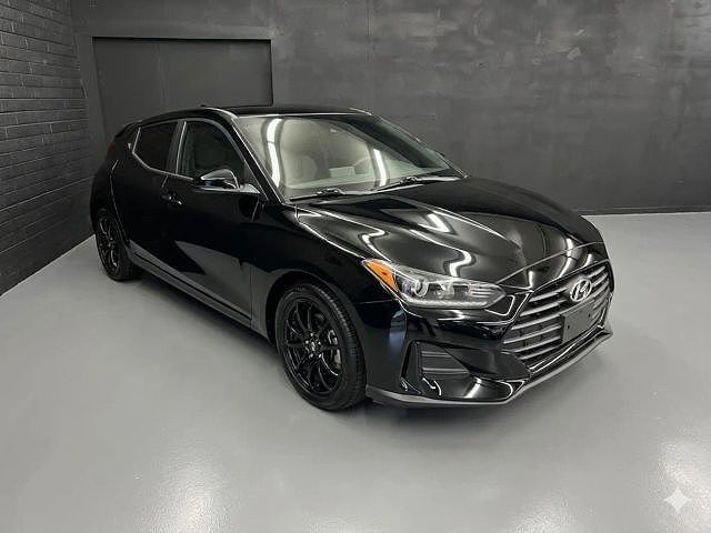 2019 HYUNDAI Veloster