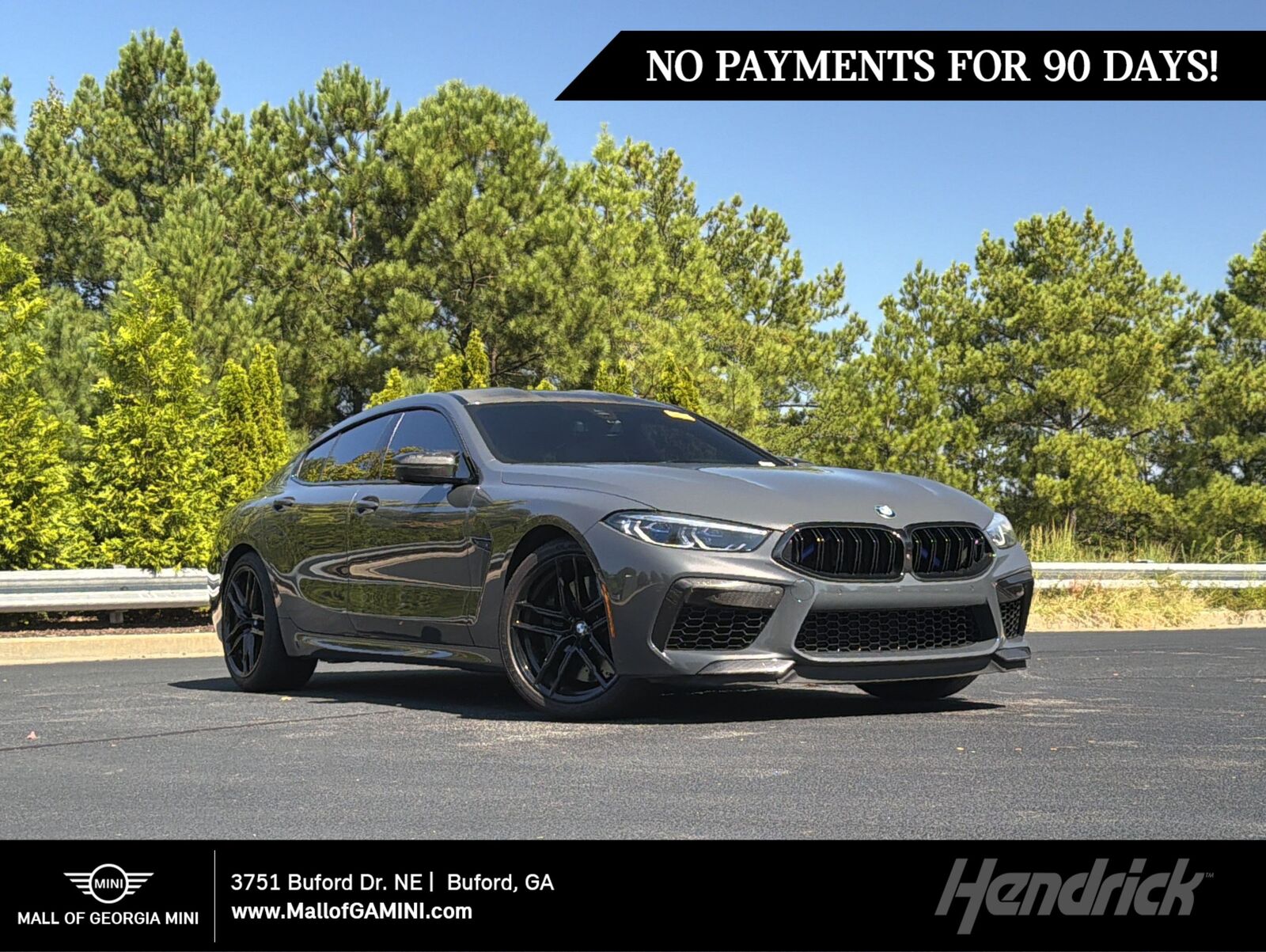 2022 BMW M8
