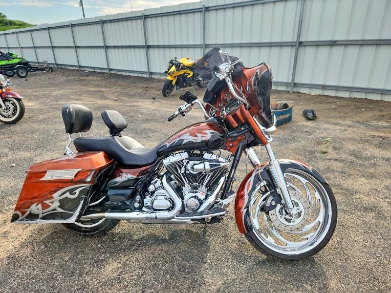 2009 HARLEY DAVIDSON Street Glide