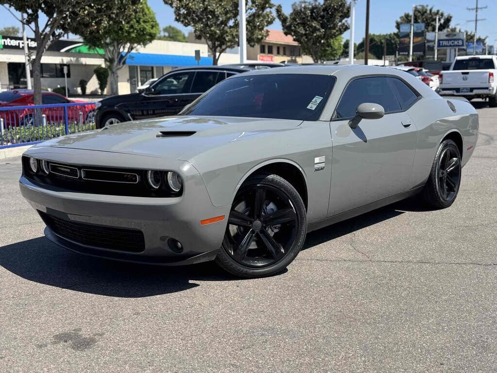 2018 DODGE Challenger
