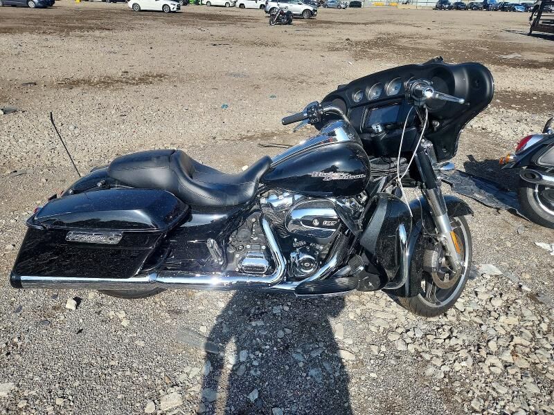 2017 HARLEY DAVIDSON FLHX / Street Glide