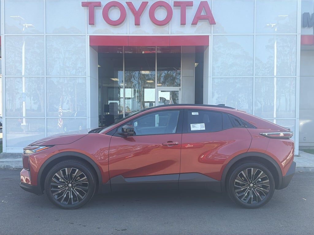 2026 TOYOTA C-HR