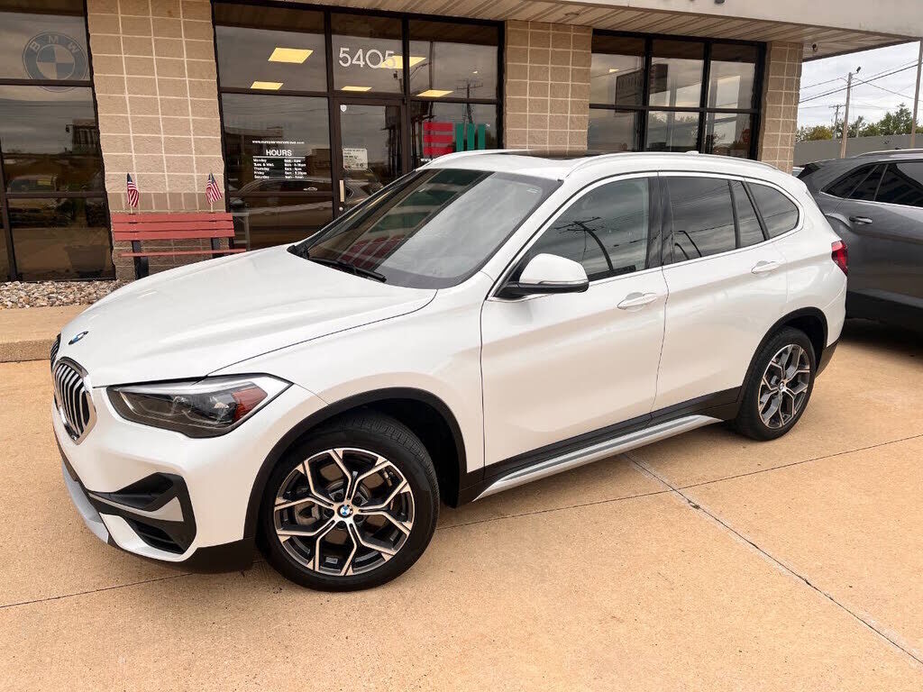 2022 BMW X1