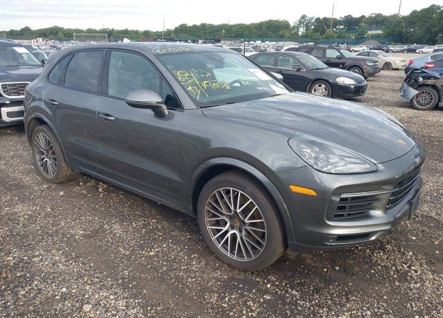 2021 PORSCHE Cayenne