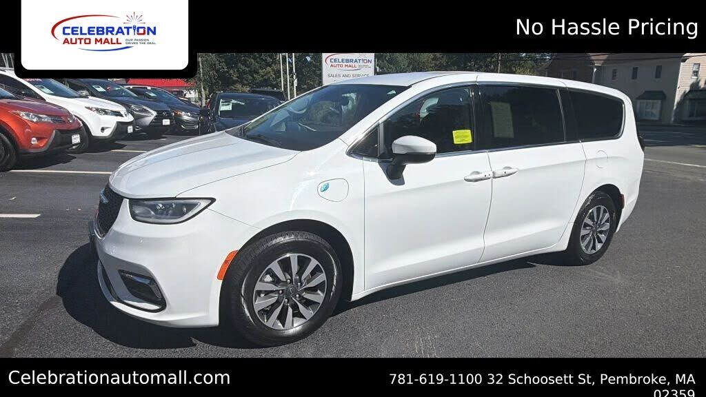 2023 CHRYSLER Pacifica