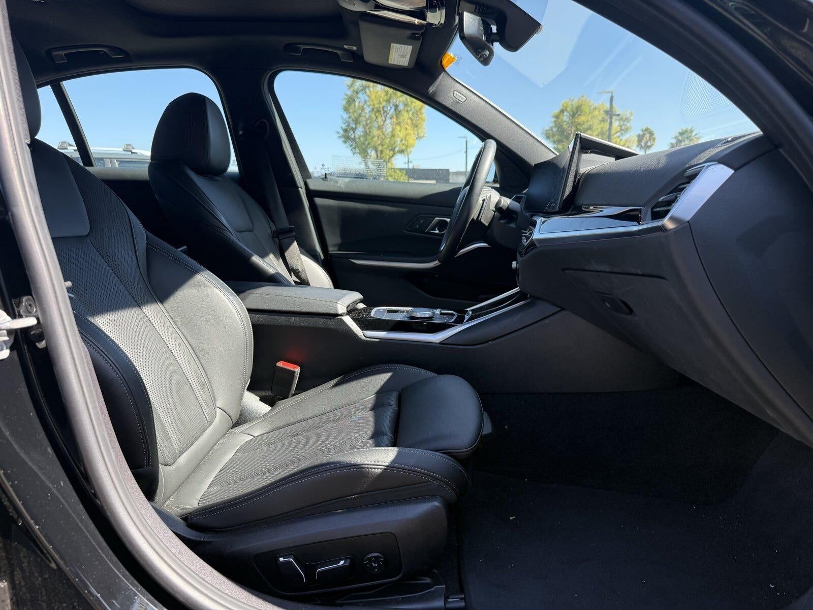 2024 BMW 330i