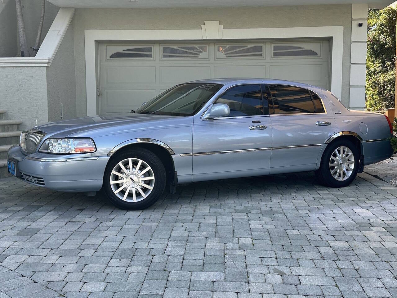 2007 LINCOLN Town Car