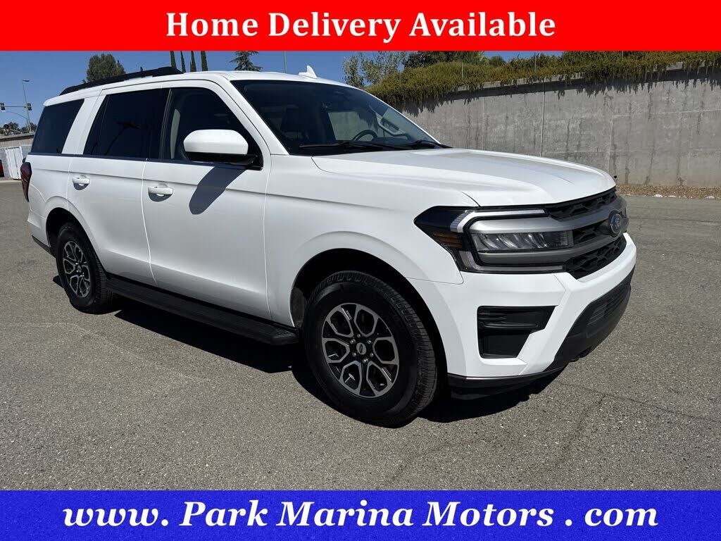 2023 FORD Expedition