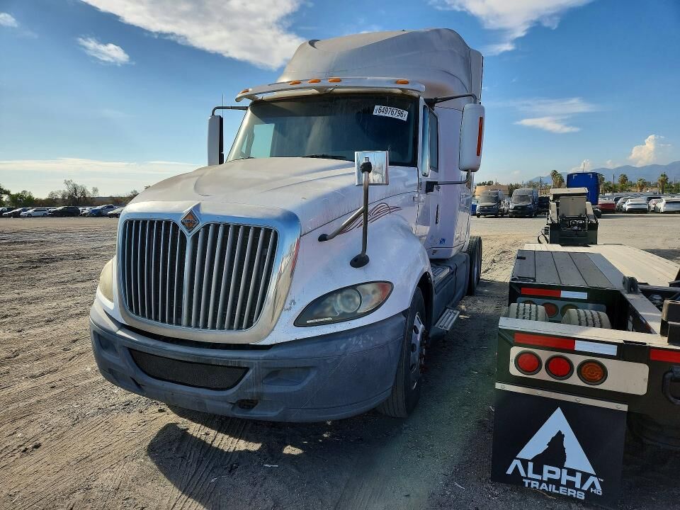 2013 INTERNATIONAL LF687