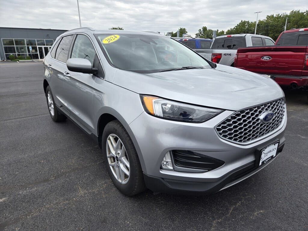 2024 FORD Edge