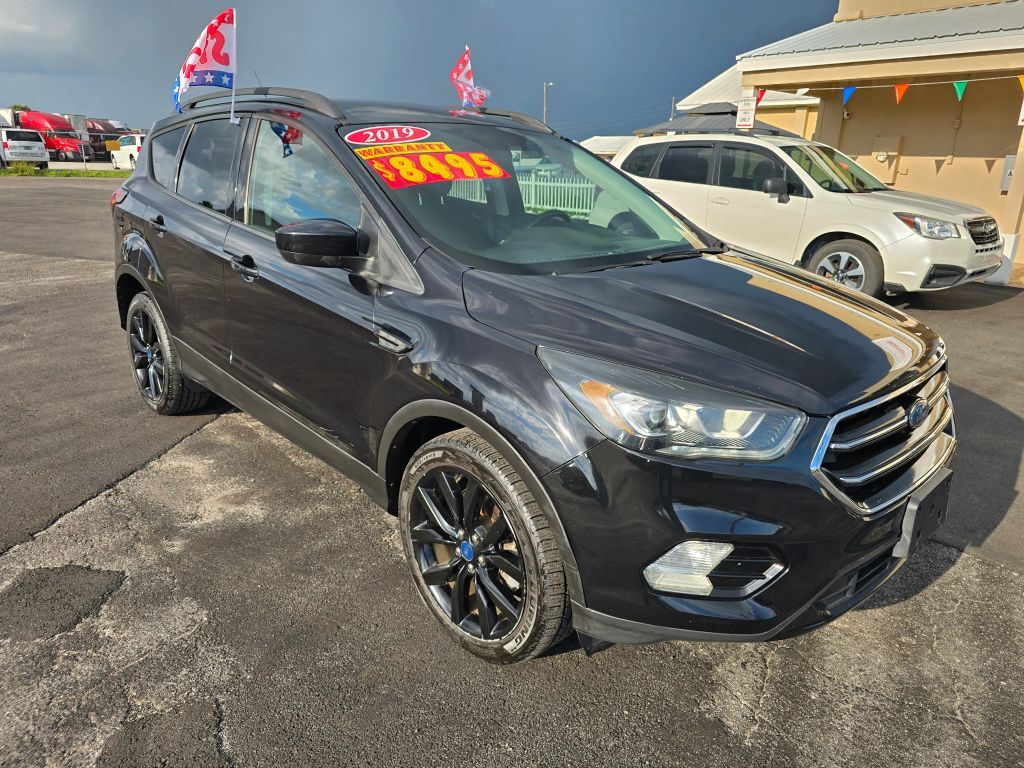 2019 FORD Escape