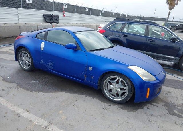 2004 NISSAN 350Z