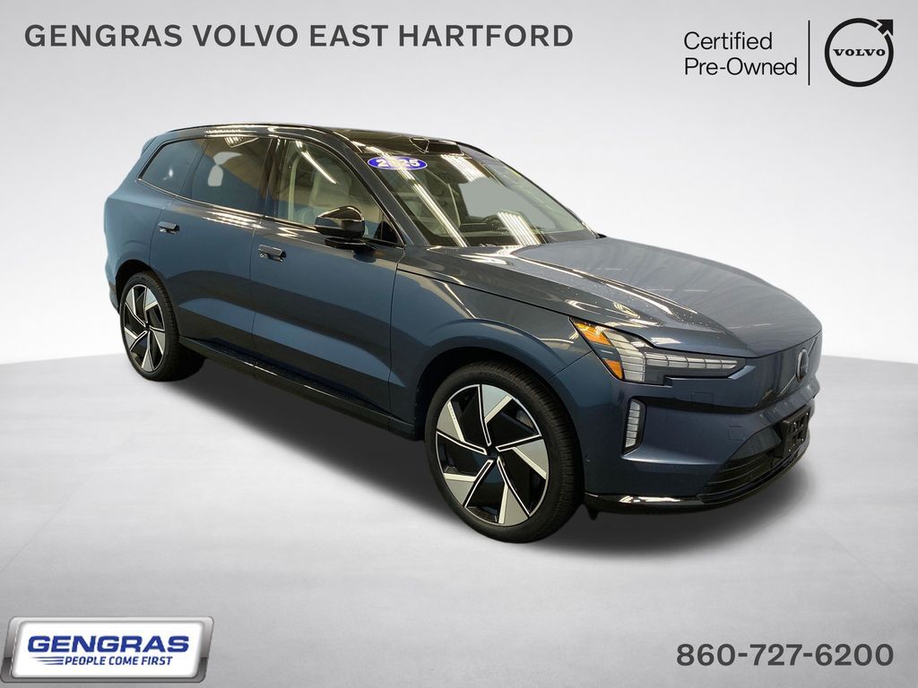 2025 VOLVO EX90