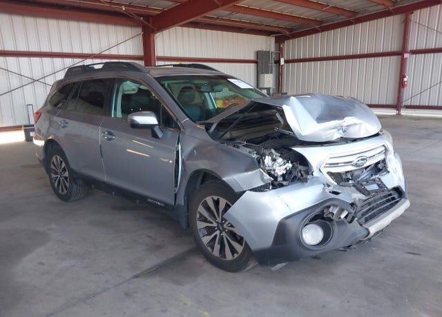 2015 SUBARU Outback