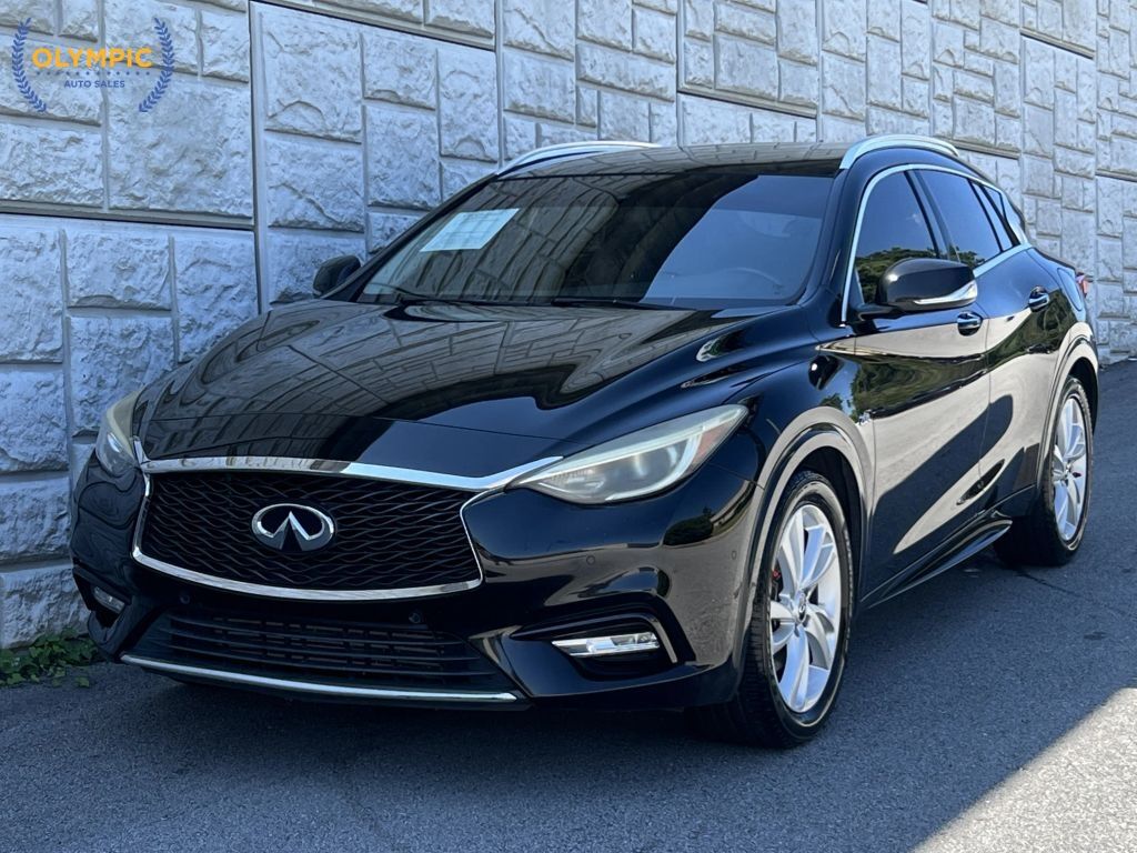 2017 INFINITI QX30