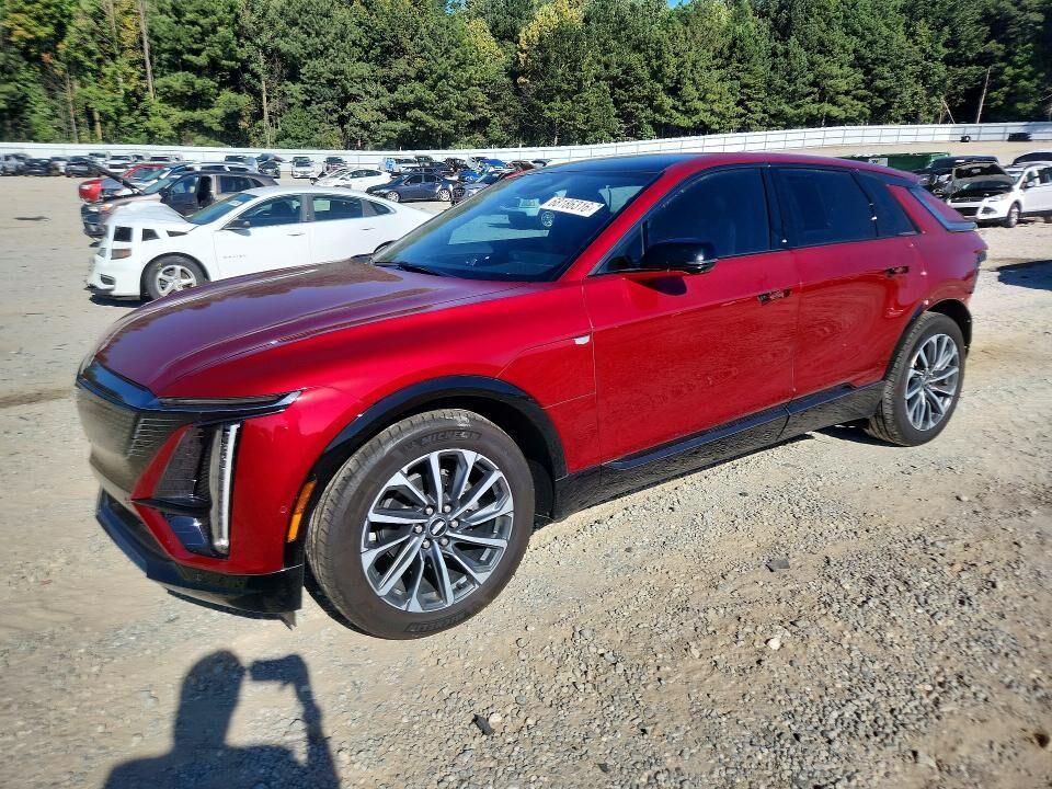 2024 CADILLAC Lyriq
