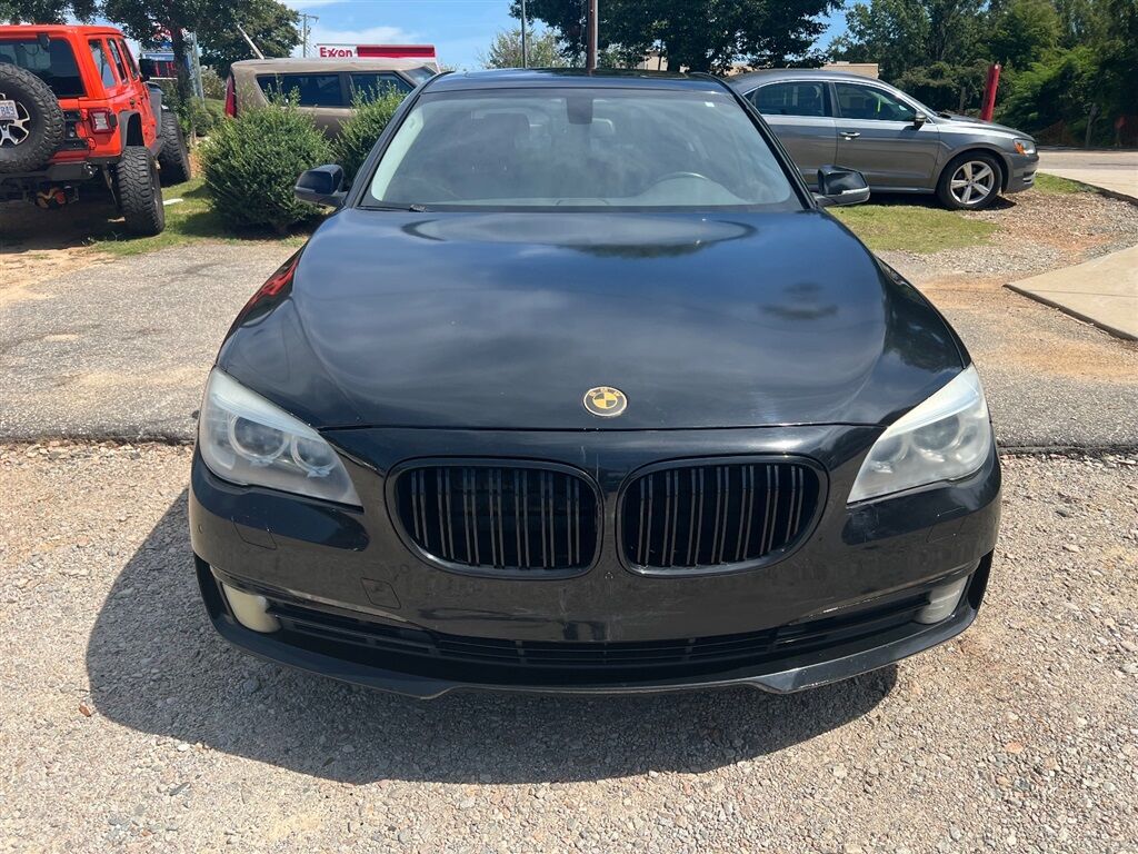 2015 BMW 740i