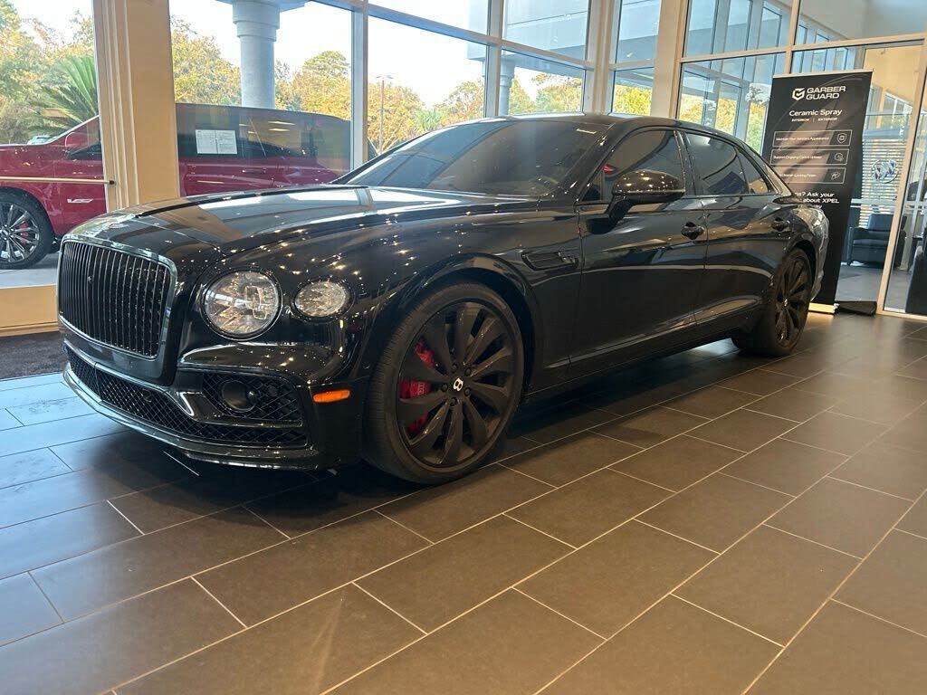 2022 BENTLEY Flying Spur