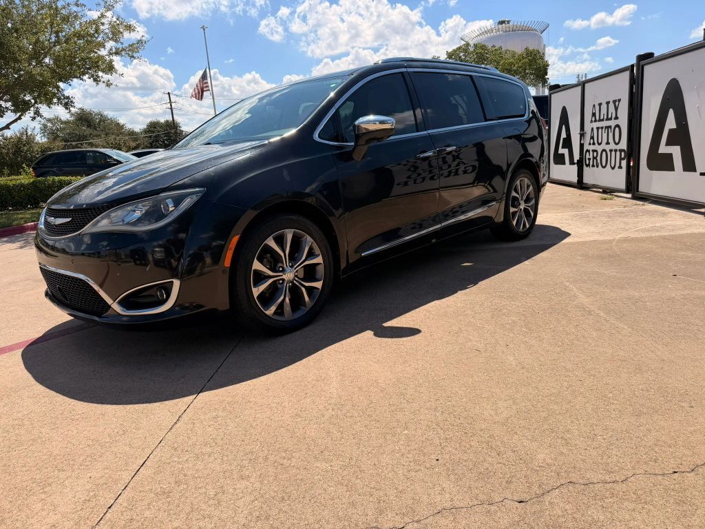 2017 CHRYSLER Pacifica