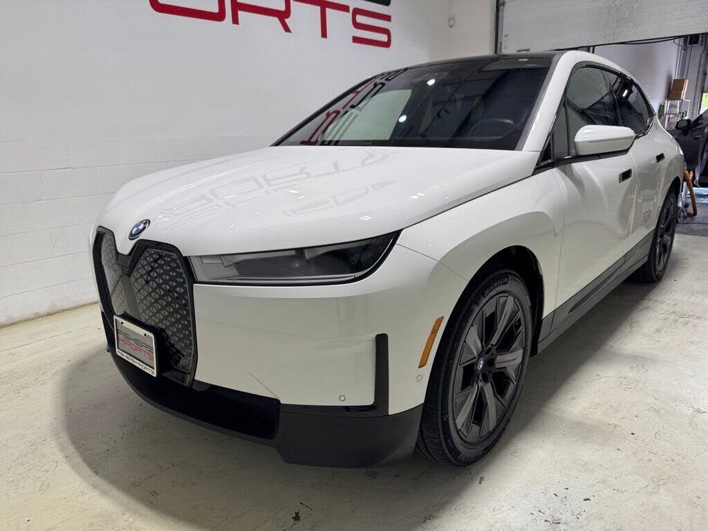 2024 BMW iX