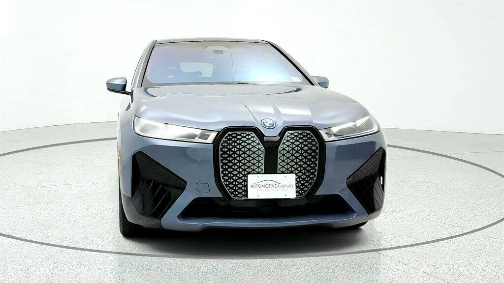 2023 BMW iX