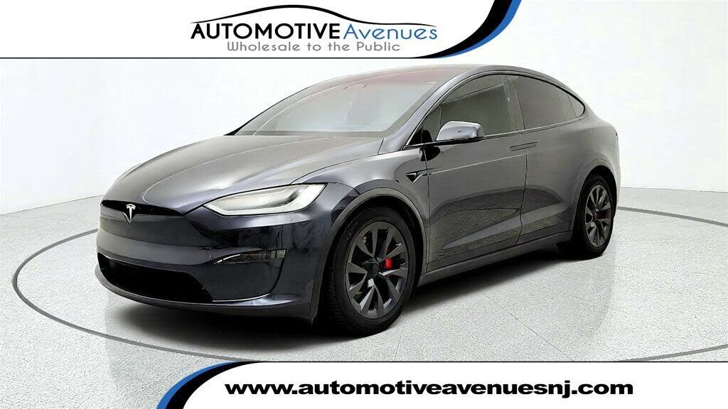 2024 TESLA Model X