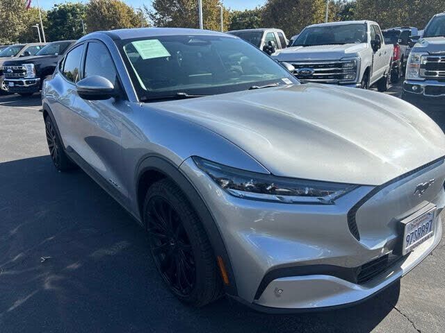 2021 FORD Mach-E