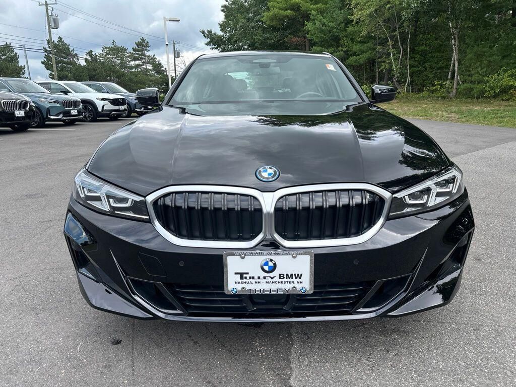 2024 BMW 330e