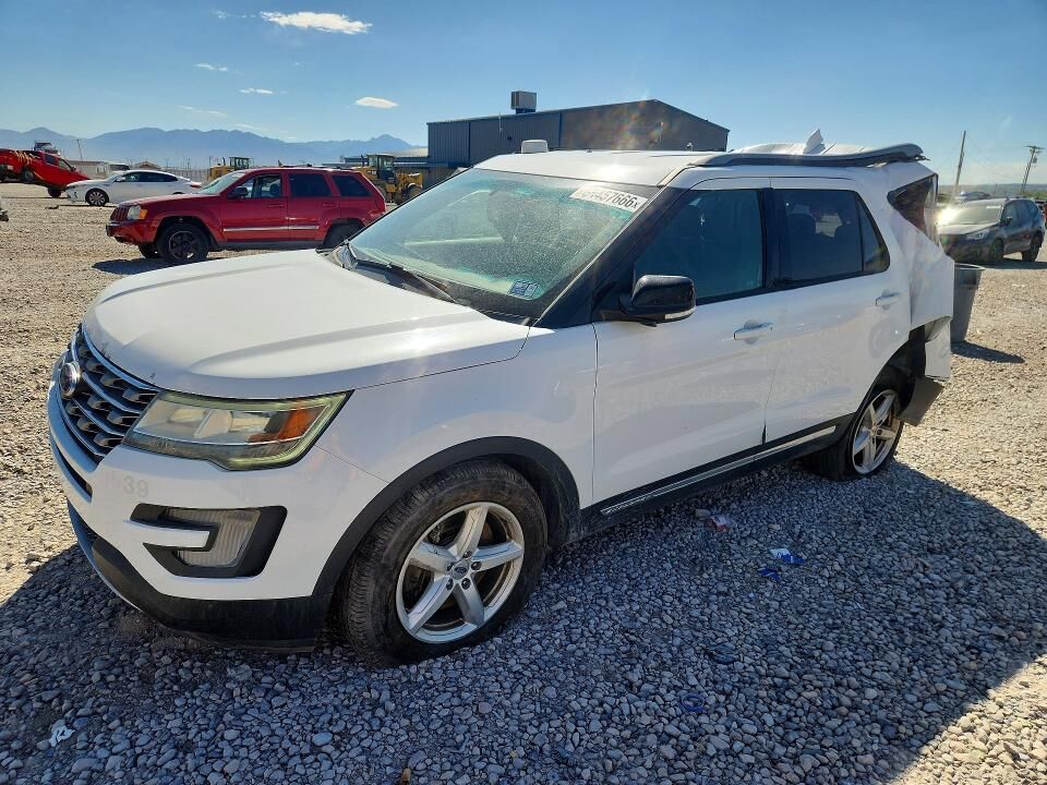 2017 FORD Explorer