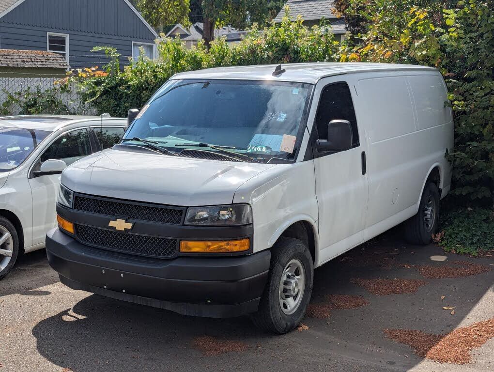 2022 CHEVROLET Express