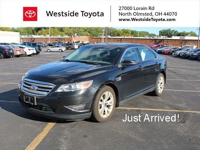 2011 FORD Taurus