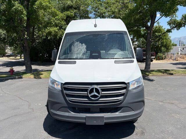 2025 Mercedes-Benz Sprinter
