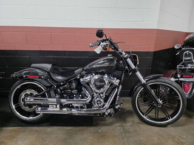 2018 HARLEY DAVIDSON FXBR / Breakout