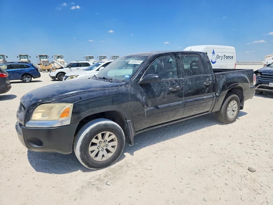 2006 MITSUBISHI Raider
