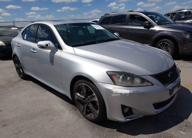 2011 LEXUS IS