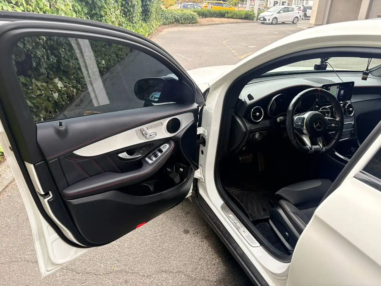 2023 Mercedes-Benz GLC-Class
