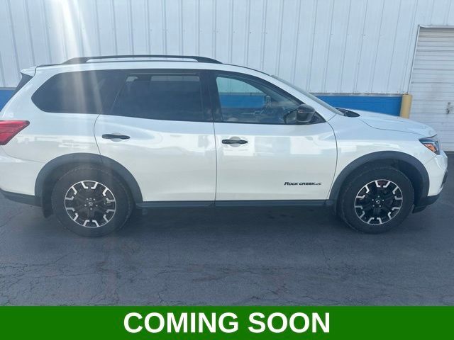 2019 NISSAN Pathfinder