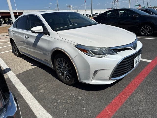 2017 TOYOTA Avalon