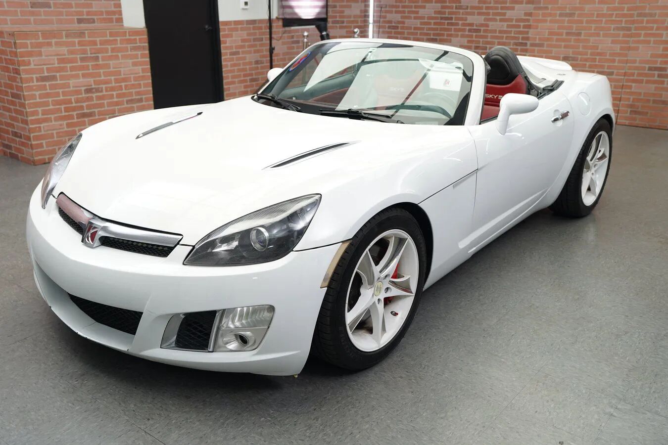 2008 SATURN Sky