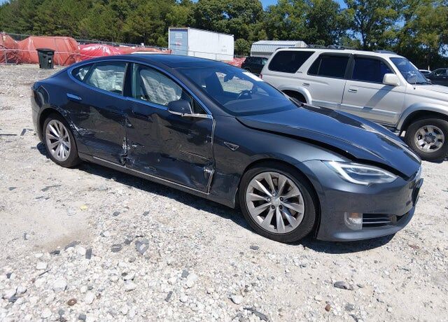 2016 TESLA Model S