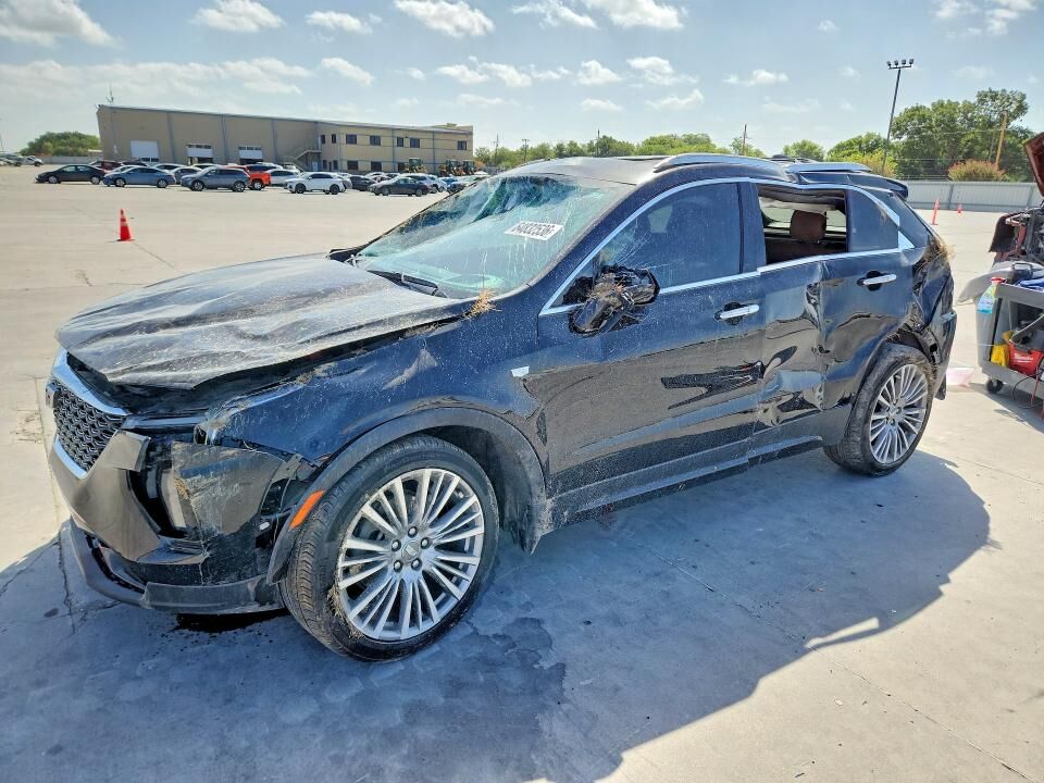 2024 CADILLAC XT4