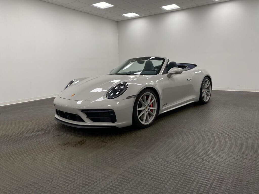 2024 PORSCHE 911