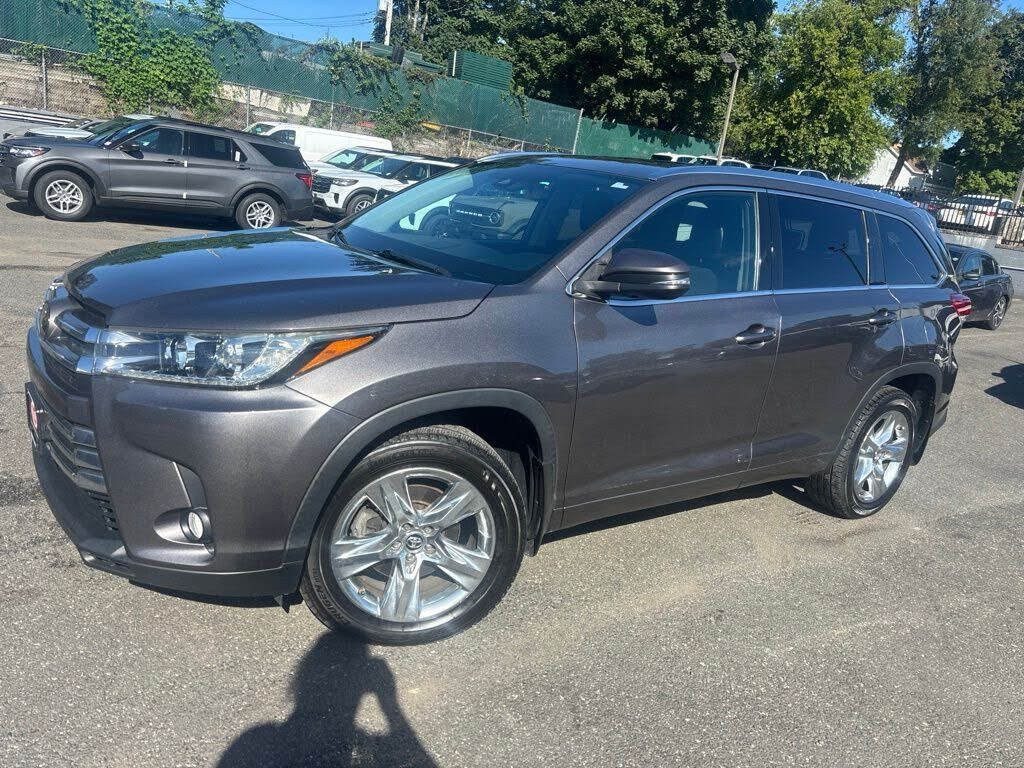 2018 TOYOTA Highlander