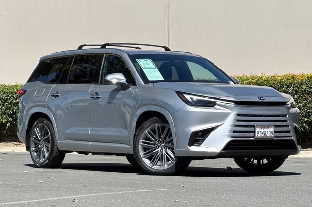 2025 Lexus TX