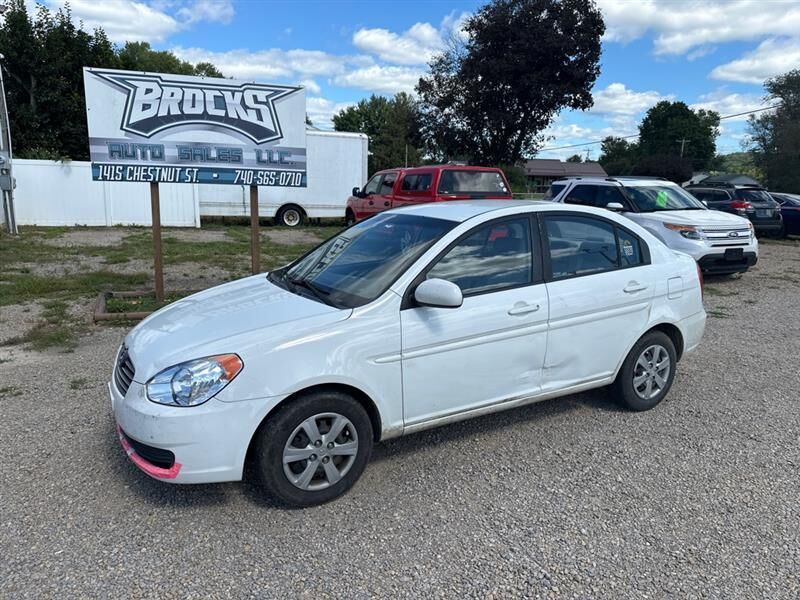 2011 HYUNDAI Accent