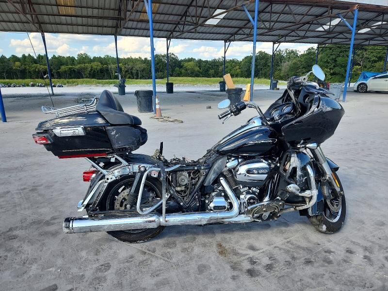 2019 HARLEY DAVIDSON FLTRU / Road Glide Ultra