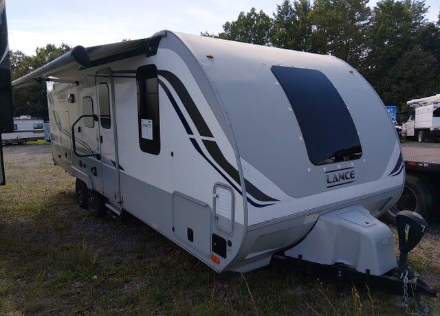 2020 LANCE CAMPER Lance Camper