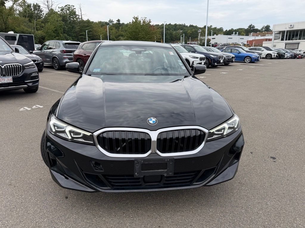 2023 BMW 330i