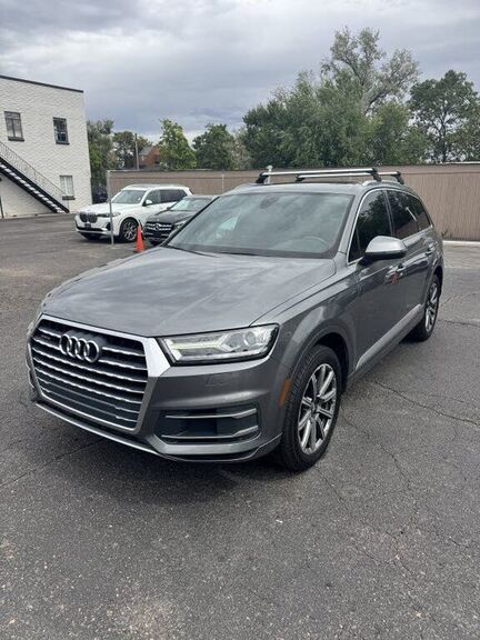 2017 AUDI Q7